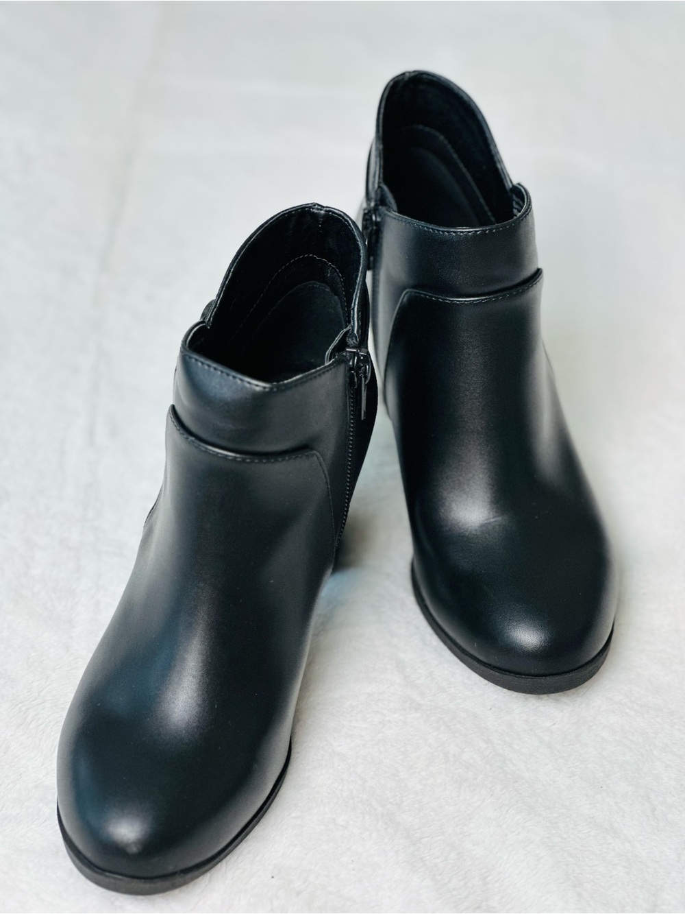 Giani Bernini Artemyss Memory Foam Black Faux Leather Ankle Booties Size 5.5